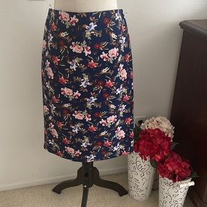 Philosophy women’s skirt navy blue red pink floral pattern invisible zipper
